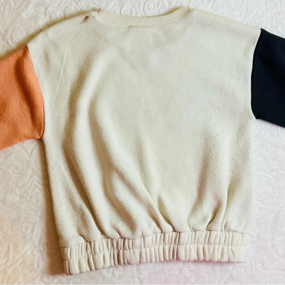 Too Cute To Spook Disney 5T Sweatsuit - Picture 5 of 15